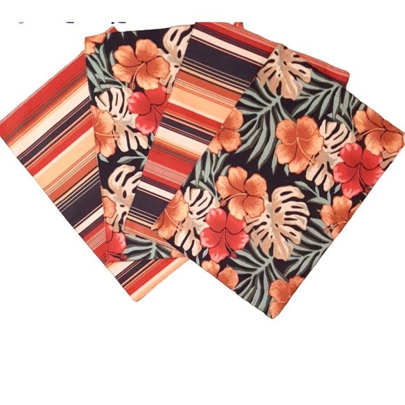 4 Hawaiian Floral Fabric Placemats Reverses to Stripes - Picture 1 of 6